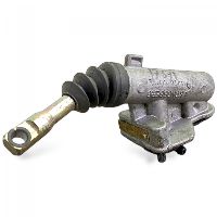 1927829 Clutch master cylinder Scania P,G,R,T-Series, Bus F,K,N-Series