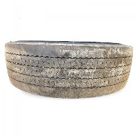 275/70R22.5 Tyre with rim;  1pcs