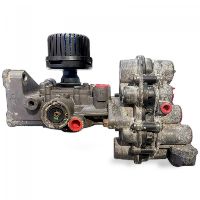 0014317915 Air dryer with multi-circuit valve KNORR ZB4511 for Mercedes