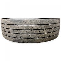 275/70R22.5 Tyre with rim;  1pcs