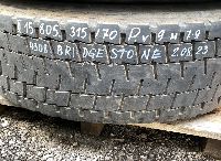 315/70R22.5 Tyre with Rim; 1pcs