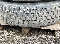 275/70R22.5 Tyre with rim;  1pcs