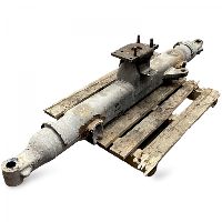 20888028 Tag Axle; VOLVO FH, FM