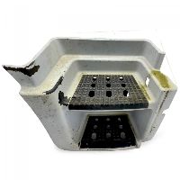 504368373 Boarding Step plate Assembly, Lower Right for IVECO Stralis