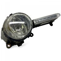 9608200556 +9608203256 Fog lamp, Headlamp Day Time RH MERCEDES Actros