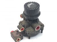 3173824 Brake Relay Valve for Volvo F/FH/IVECO/DAF 95XF/SCANIA